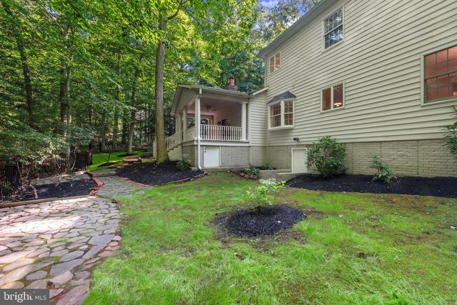 1224 NOB HILL DR, Gambrills, MD 21054