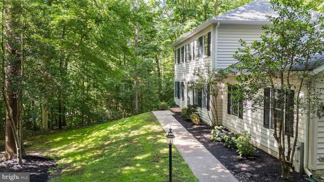 1224 NOB HILL DR, Gambrills, MD 21054