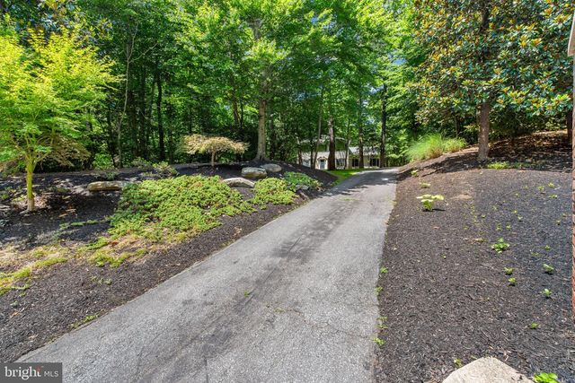 1224 NOB HILL DR, Gambrills, MD 21054