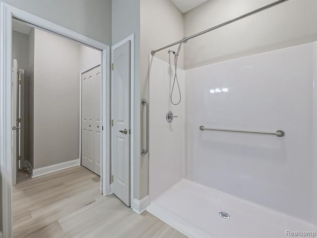 31480 Warren Road 203, Westland, MI 48185