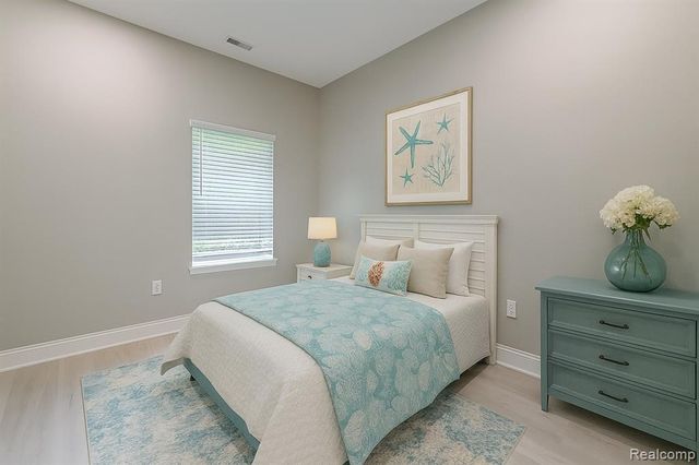 31480 Warren Road 203, Westland, MI 48185