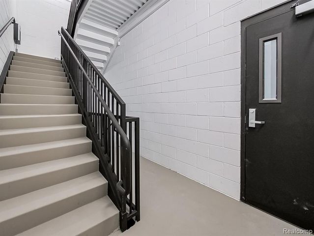 31480 Warren Road 203, Westland, MI 48185