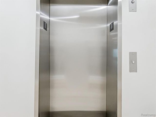 31480 Warren Road 203, Westland, MI 48185