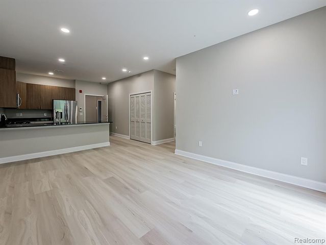 31480 Warren Road 203, Westland, MI 48185