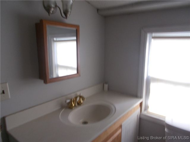 321 Galt Street, New Albany, IN 47150