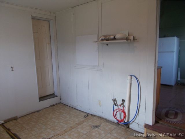 321 Galt Street, New Albany, IN 47150