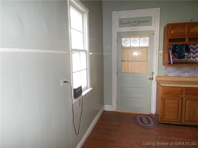 321 Galt Street, New Albany, IN 47150