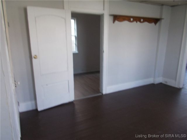 321 Galt Street, New Albany, IN 47150