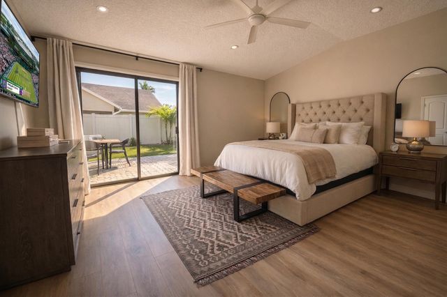 13009 W Meadowbreeze Drive, Wellington, FL 33414