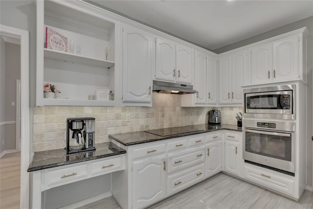 4709 N Meadow Ridge Circle, Mckinney, TX 75072