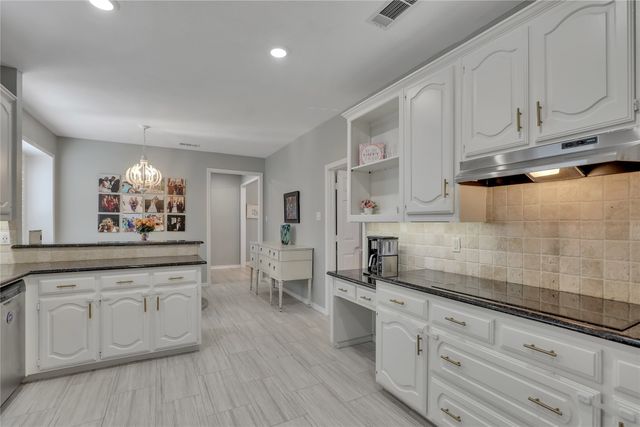 4709 N Meadow Ridge Circle, Mckinney, TX 75072