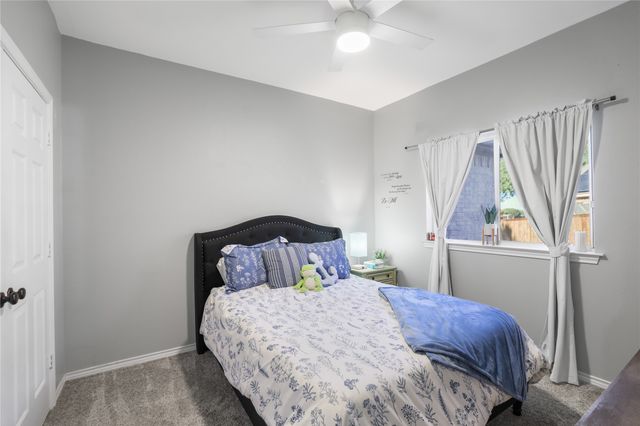 4709 N Meadow Ridge Circle, Mckinney, TX 75072