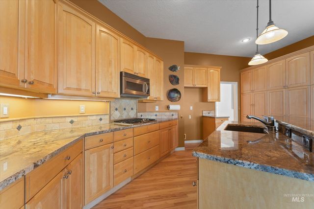 3954 W Quail Ridge, Boise, ID 83703