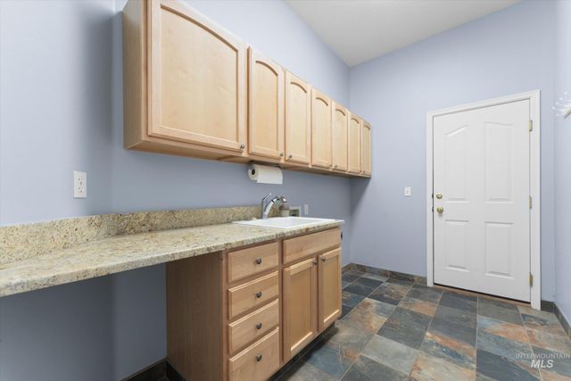 3954 W Quail Ridge, Boise, ID 83703