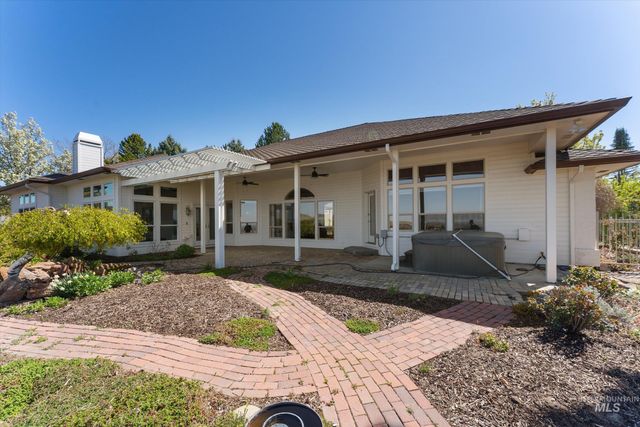 3954 W Quail Ridge, Boise, ID 83703