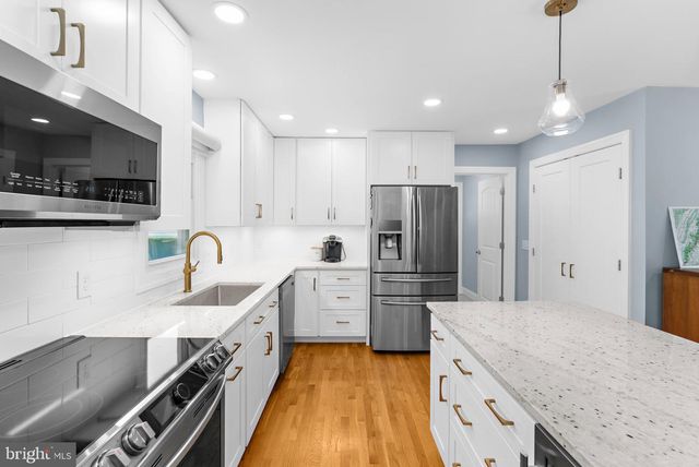 205 RIVERSIDE DR, Chester, MD 21619