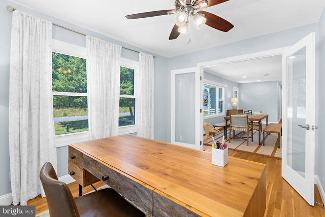 205 RIVERSIDE DR, Chester, MD 21619