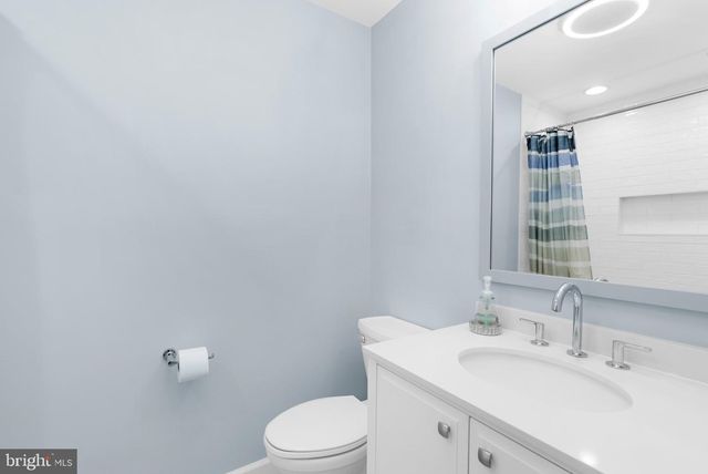 205 RIVERSIDE DR, Chester, MD 21619