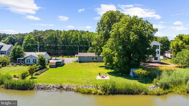205 RIVERSIDE DR, Chester, MD 21619