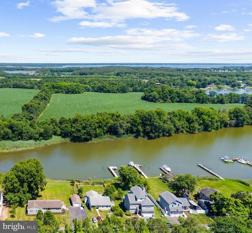 205 RIVERSIDE DR, Chester, MD 21619