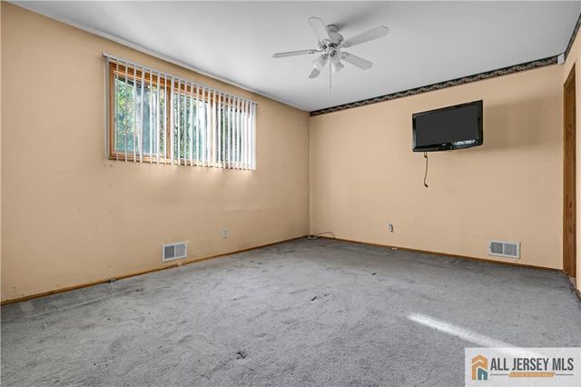 74 Brotherhood Street, Piscataway, NJ 08854