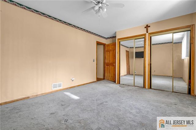 74 Brotherhood Street, Piscataway, NJ 08854