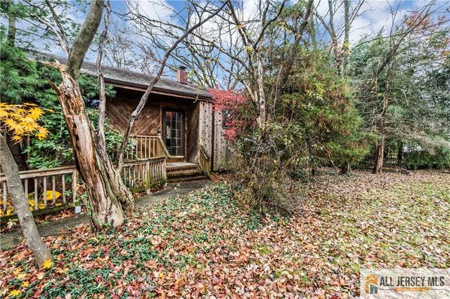 74 Brotherhood Street, Piscataway, NJ 08854