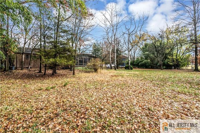 74 Brotherhood Street, Piscataway, NJ 08854