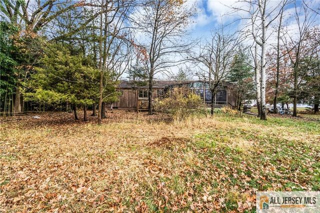 74 Brotherhood Street, Piscataway, NJ 08854