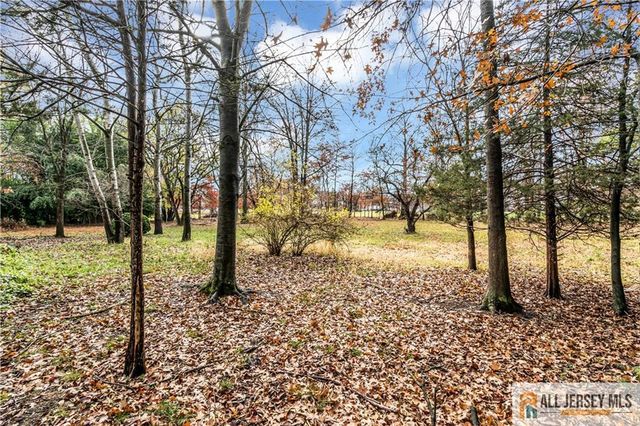 74 Brotherhood Street, Piscataway, NJ 08854