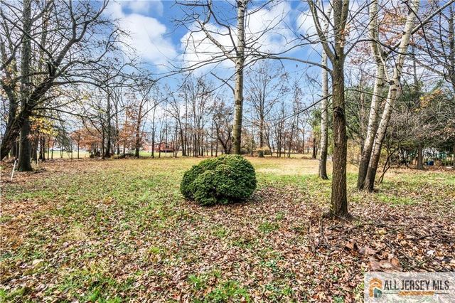 74 Brotherhood Street, Piscataway, NJ 08854