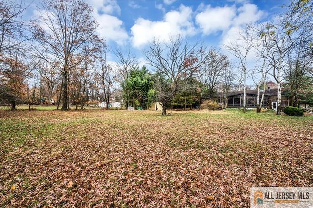 74 Brotherhood Street, Piscataway, NJ 08854