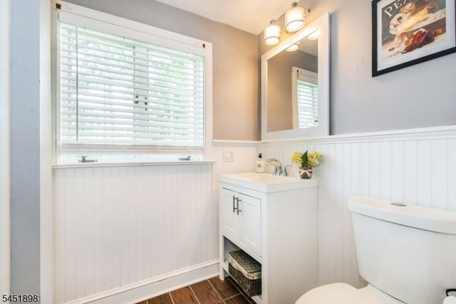 159 Mountainside Rd, Mendham Twp., NJ 07945