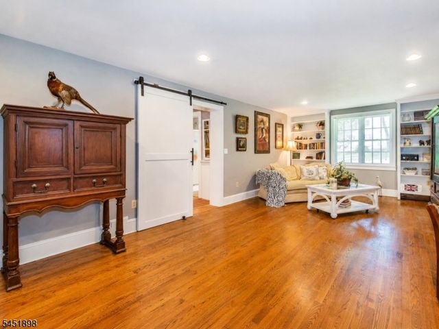 159 Mountainside Rd, Mendham Twp., NJ 07945