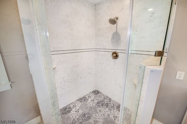 159 Mountainside Rd, Mendham Twp., NJ 07945
