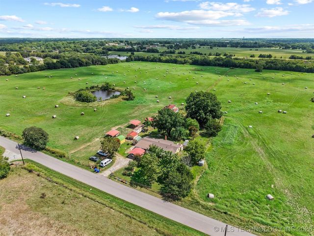 419 Mead Cemetery, Mead, OK 73449