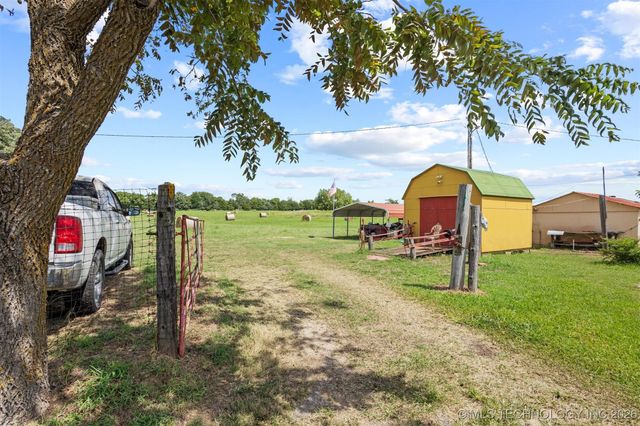 419 Mead Cemetery, Mead, OK 73449