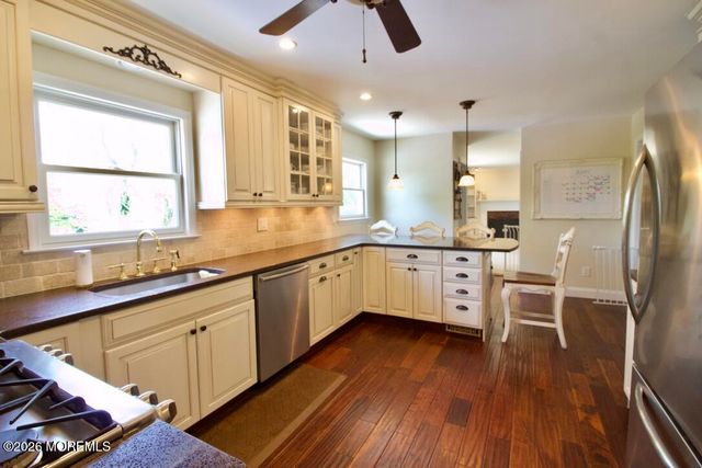 32 Sabina Terrace, Freehold, NJ 07728