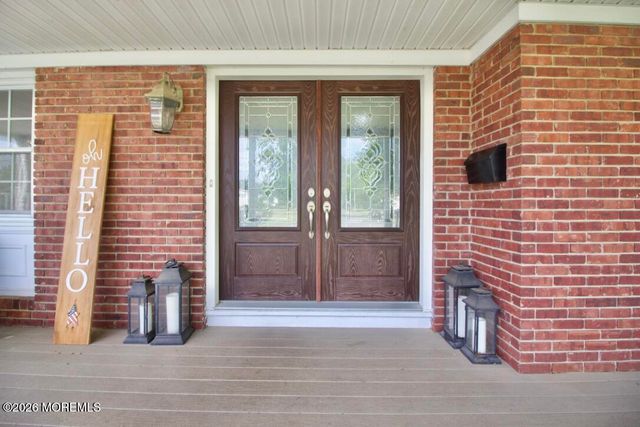 32 Sabina Terrace, Freehold, NJ 07728