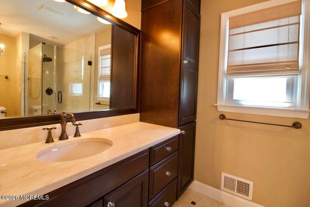 32 Sabina Terrace, Freehold, NJ 07728
