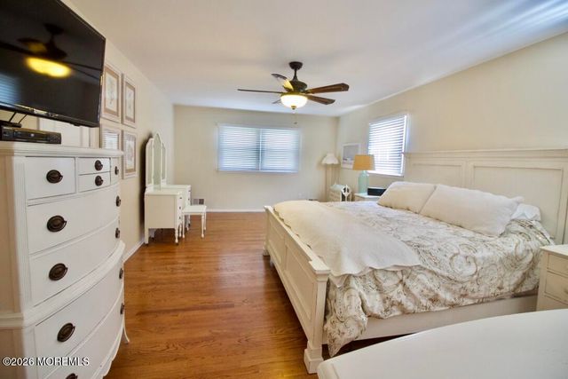 32 Sabina Terrace, Freehold, NJ 07728