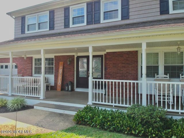 32 Sabina Terrace, Freehold, NJ 07728