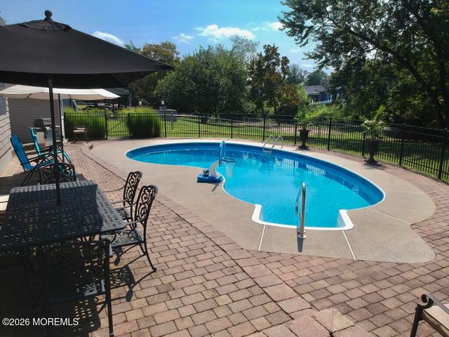 32 Sabina Terrace, Freehold, NJ 07728