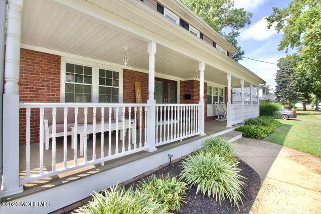 32 Sabina Terrace, Freehold, NJ 07728