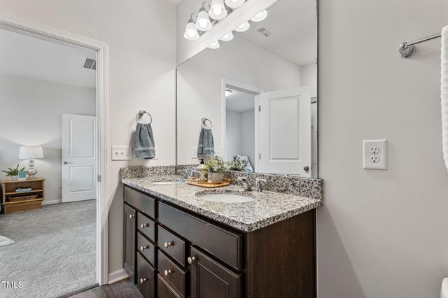 1008 Sandtrap Way, Durham, NC 27703