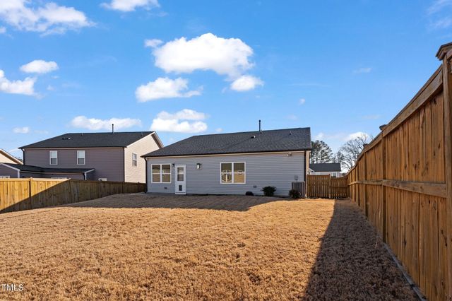 1008 Sandtrap Way, Durham, NC 27703