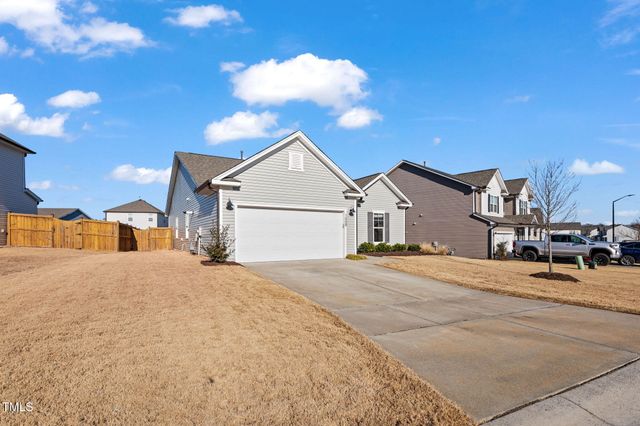 1008 Sandtrap Way, Durham, NC 27703