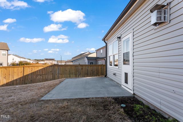 1008 Sandtrap Way, Durham, NC 27703