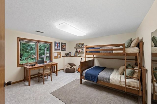 7712 Riverdale Drive N, Brooklyn Park, MN 55444