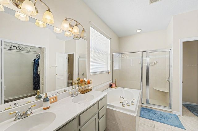 27236 HOLLYBROOK TRAIL, Wesley Chapel, FL 33544